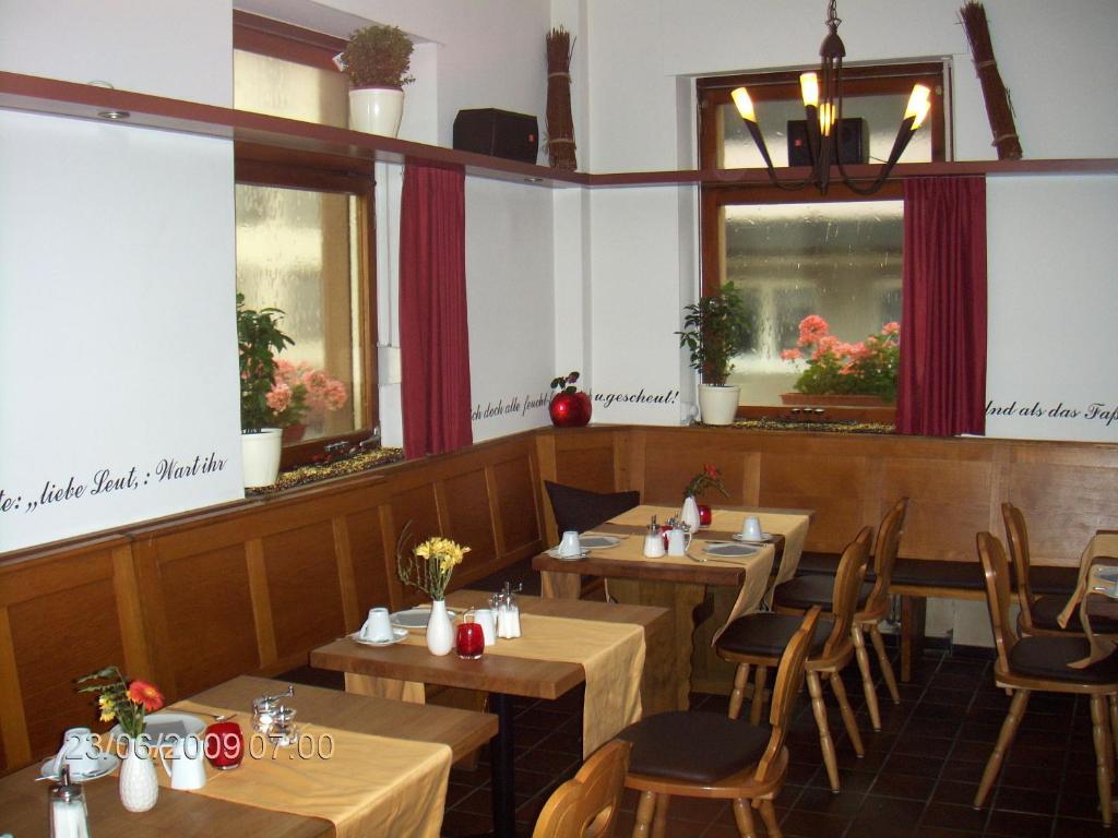 Hotel Scheffelhof วัลด์เคียร์ช ภายนอก รูปภาพ