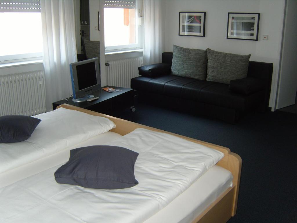 Hotel Scheffelhof วัลด์เคียร์ช ภายนอก รูปภาพ